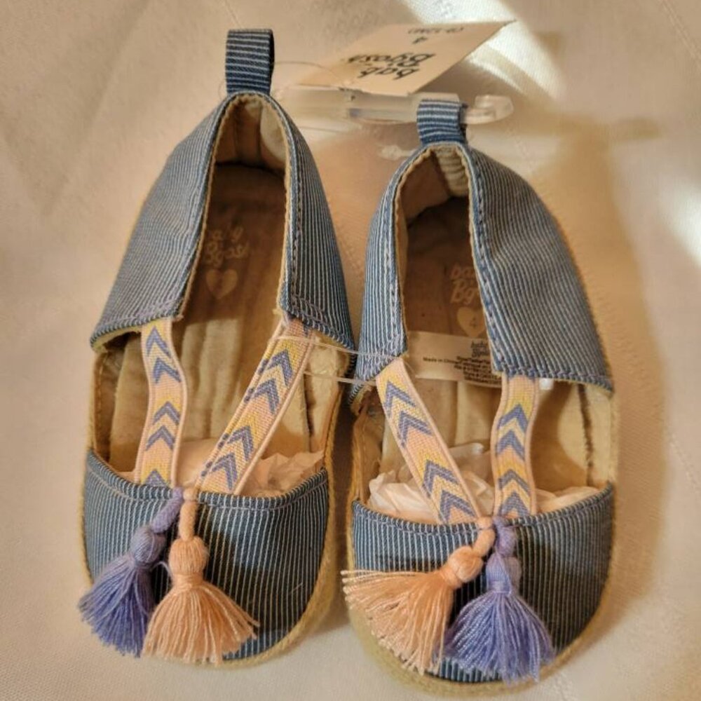 Baby B'Gosh size 4 9-12 month shoes NWT. Mixed Bin Z30